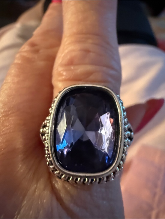 Source Unknown Jewelry - New Women’s size 7.5 Faux amethyst Silver Cocktail Ring looks like David Yurman